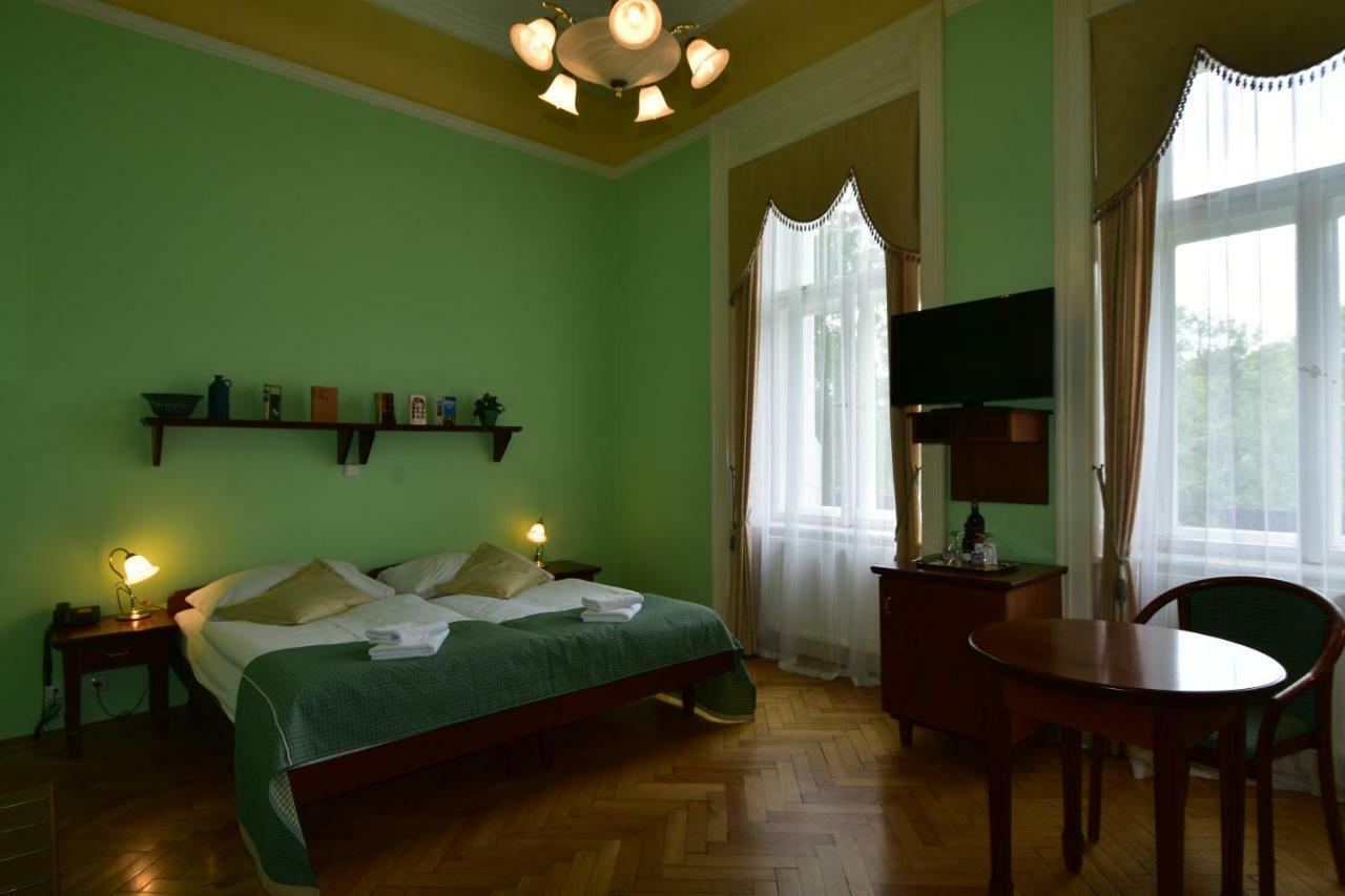 Sant Georg Garni Hotel Marianske Lazne Exterior photo